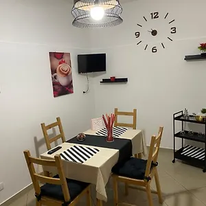 La Casa Di Palma , CTA Italia